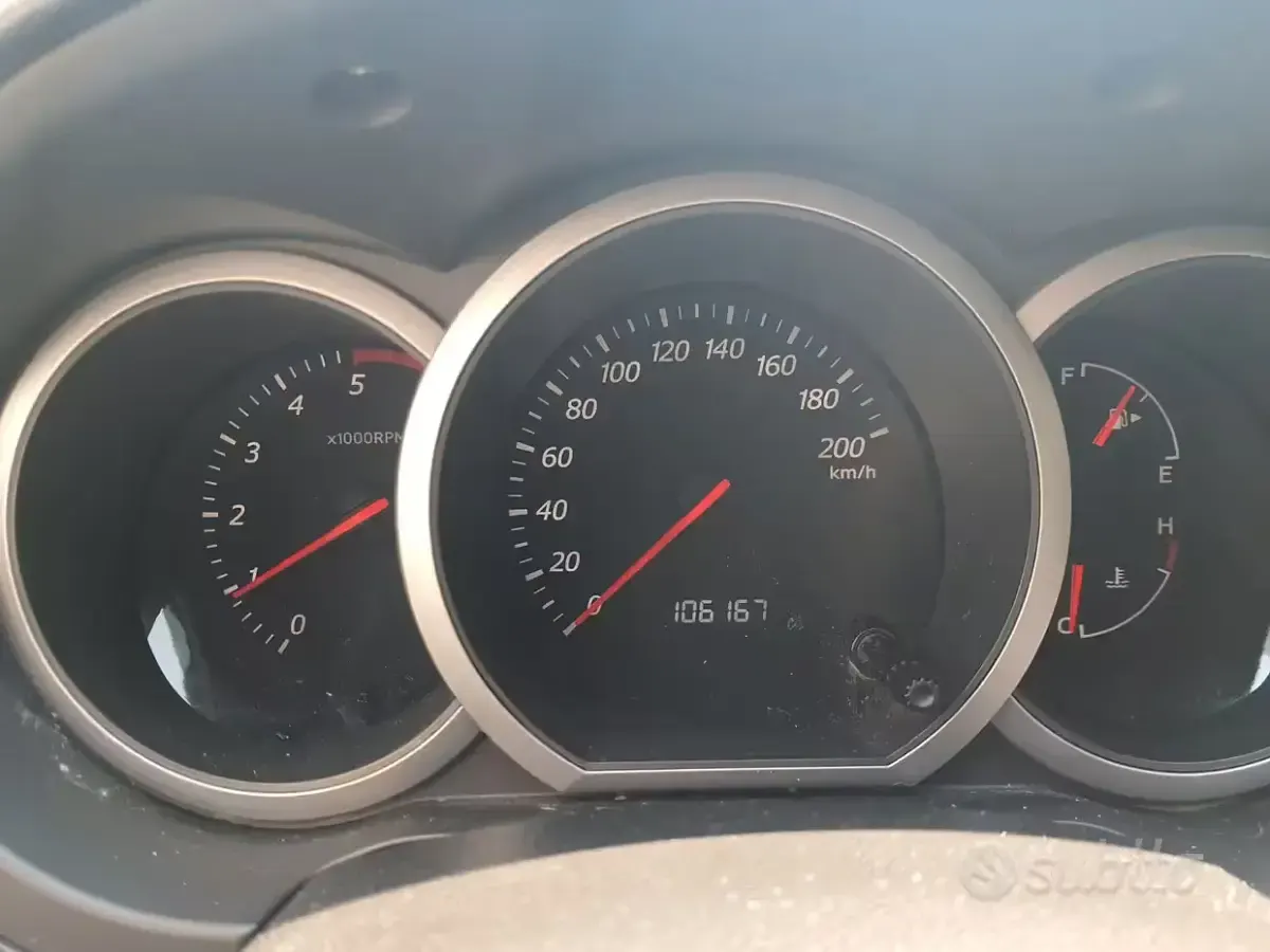 Usata Suzuki Grand Vitara 129 CV (94 kW) 2007 Grigio SUV