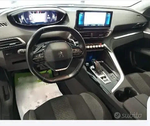 Usata Peugeot 3008 131 CV (96 kW) 2021 SUV