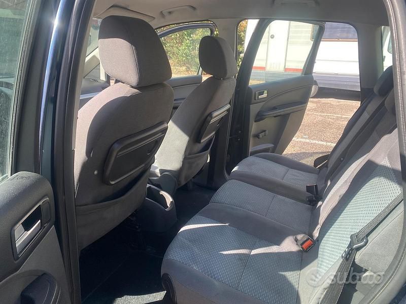 Usata Ford C-MAX 90 CV (66 kW) 2006 Blu Monovolume