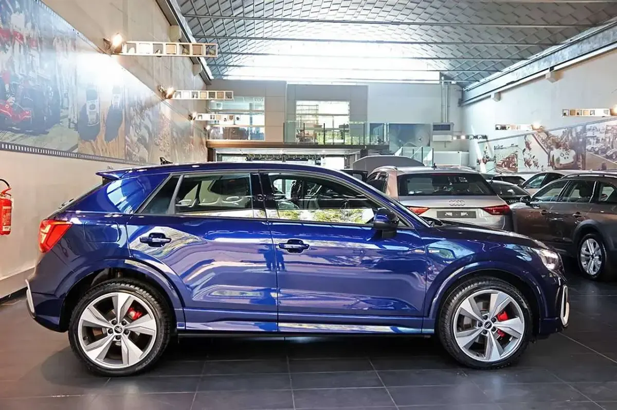 Usata Audi Q2 S-Line 150 CV (110 kW) 2022 Blu/azzurro SUV