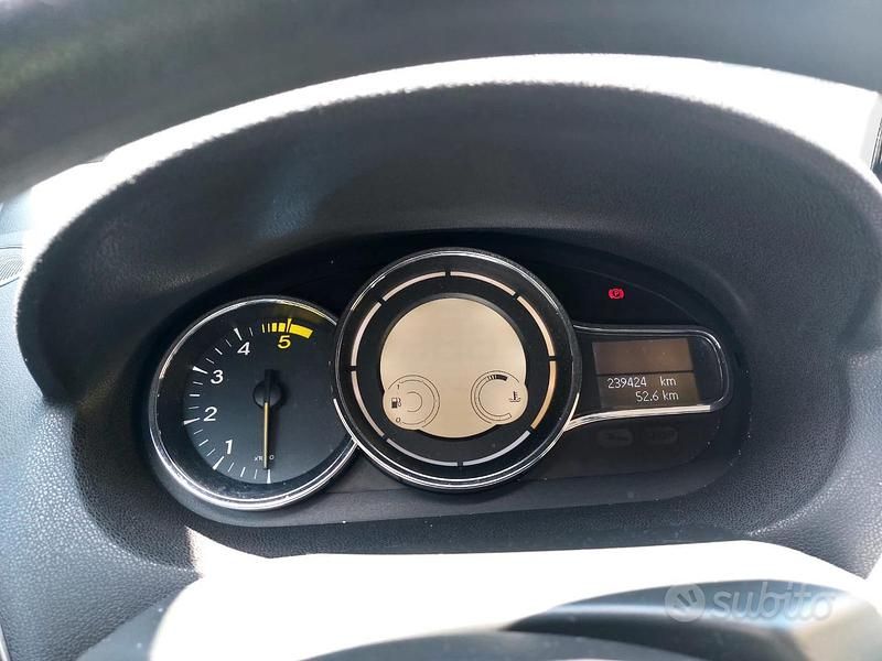 Usata Renault Mégane 110 CV (80 kW) 2012 Grigio Berlina