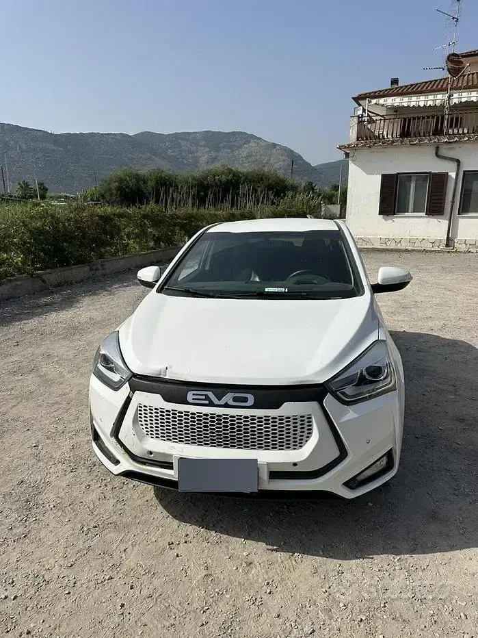 Usata EVO Evo 3 113 CV (83 kW) 2022 Bianco SUV