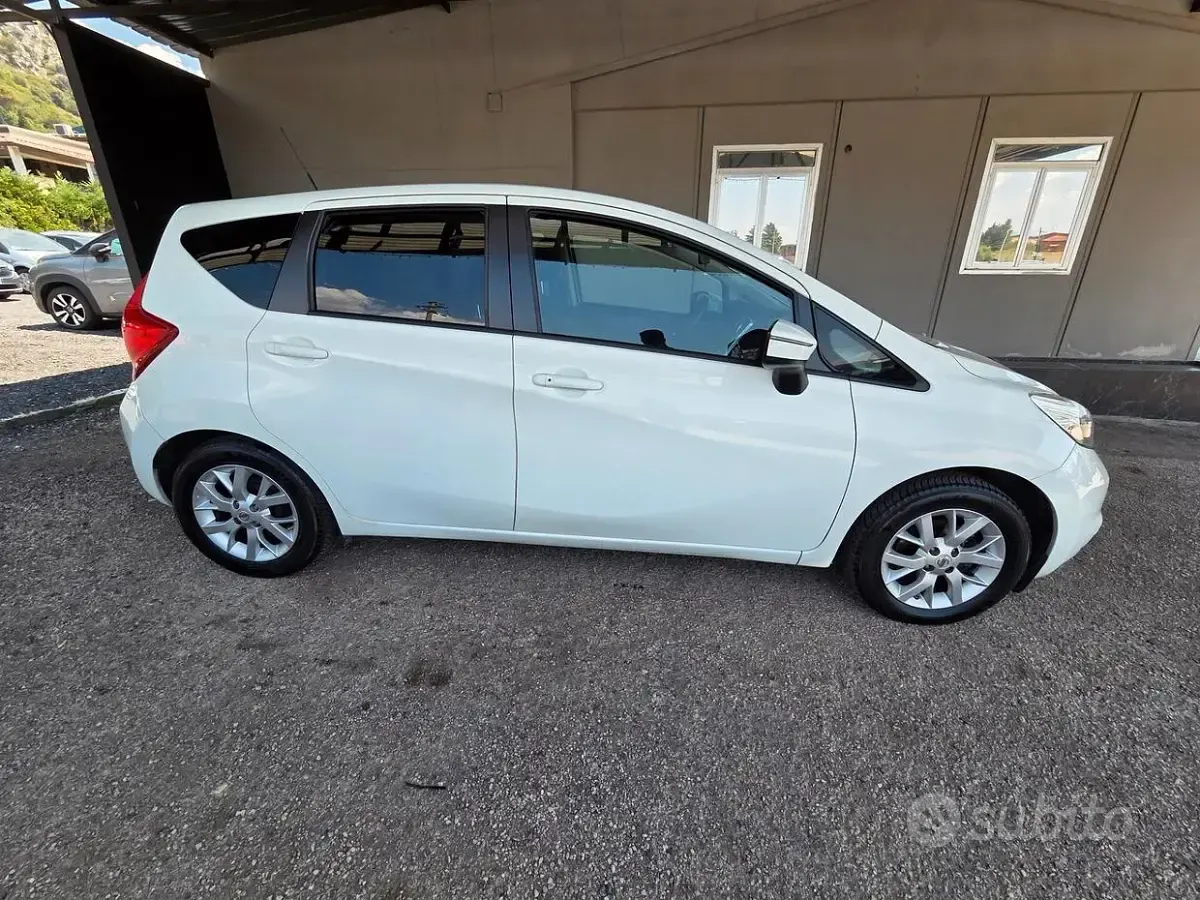 Usata Nissan Note Tekna 90 CV (66 kW) 2016 Bianco Utilitaria