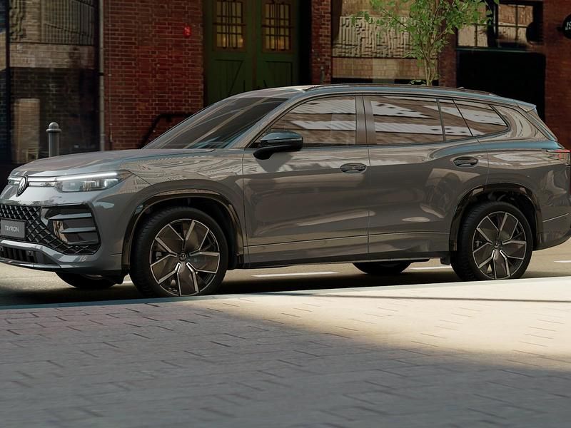 Nuova VW Tayron R-line Plus 193 CV (141 kW) 2026 Dolphin grey metallizzato SUV