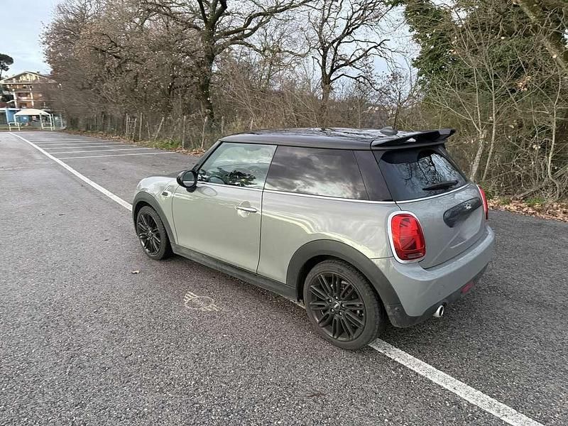 Usata Mini Cooper D 111 CV (81 kW) 2019 Utilitaria