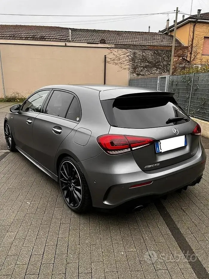 Begagnad Mercedes A35 AMG AMG 2021 Grå Halvkombi