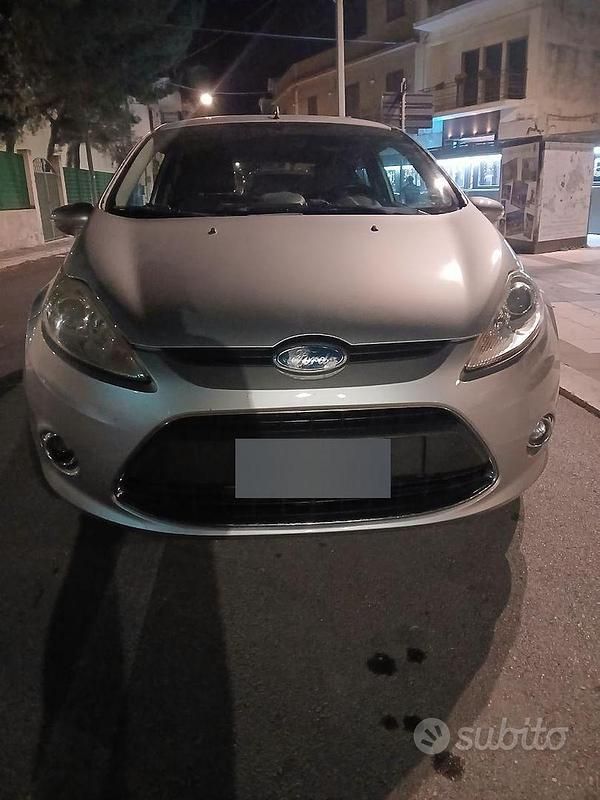Usata Ford Fiesta 2010 Grigio Utilitaria