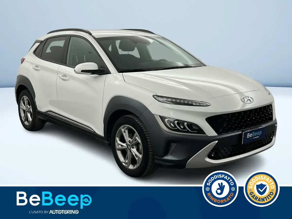 Usata Hyundai Kona 120 CV (88 kW) 2022 Bianco pastello SUV