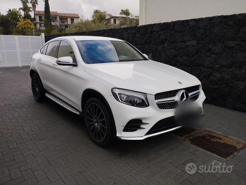 Bianco Usata 2018 Mercedes GLC250 Premium Coupé | 31.500 € (Buon prezzo) - Immagine 1/4