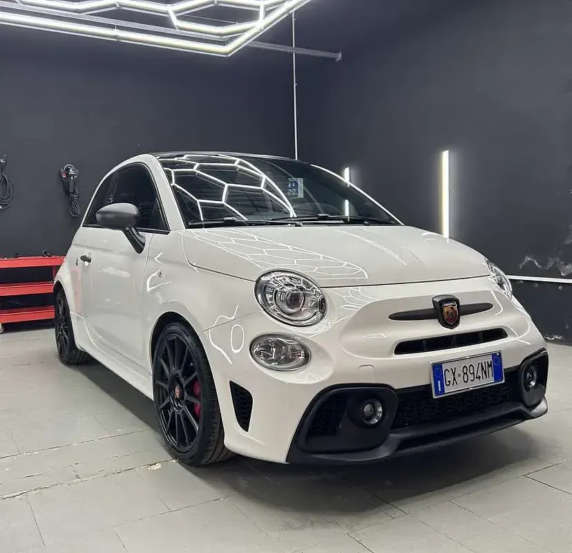 Usata Abarth 595C Competizione 179 CV (131 kW) 2022 Cabrio
