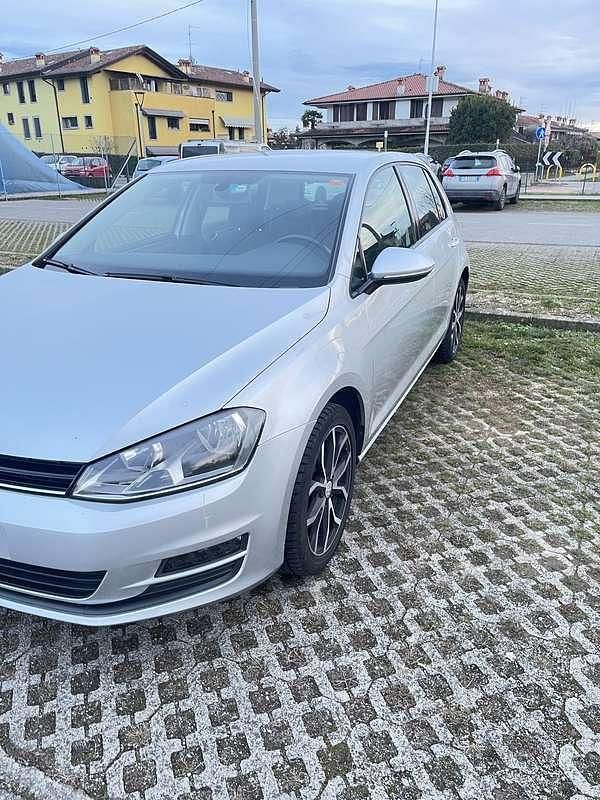 Usata VW Golf VII Comfortline 105 CV (77 kW) 2015 Berlina