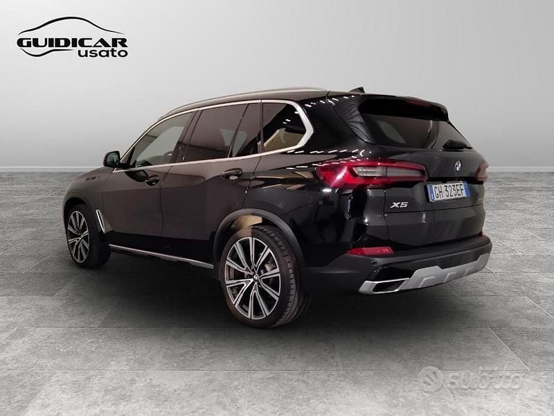 Usata BMW X5 xLine 231 CV (169 kW) 2022 Nero SUV