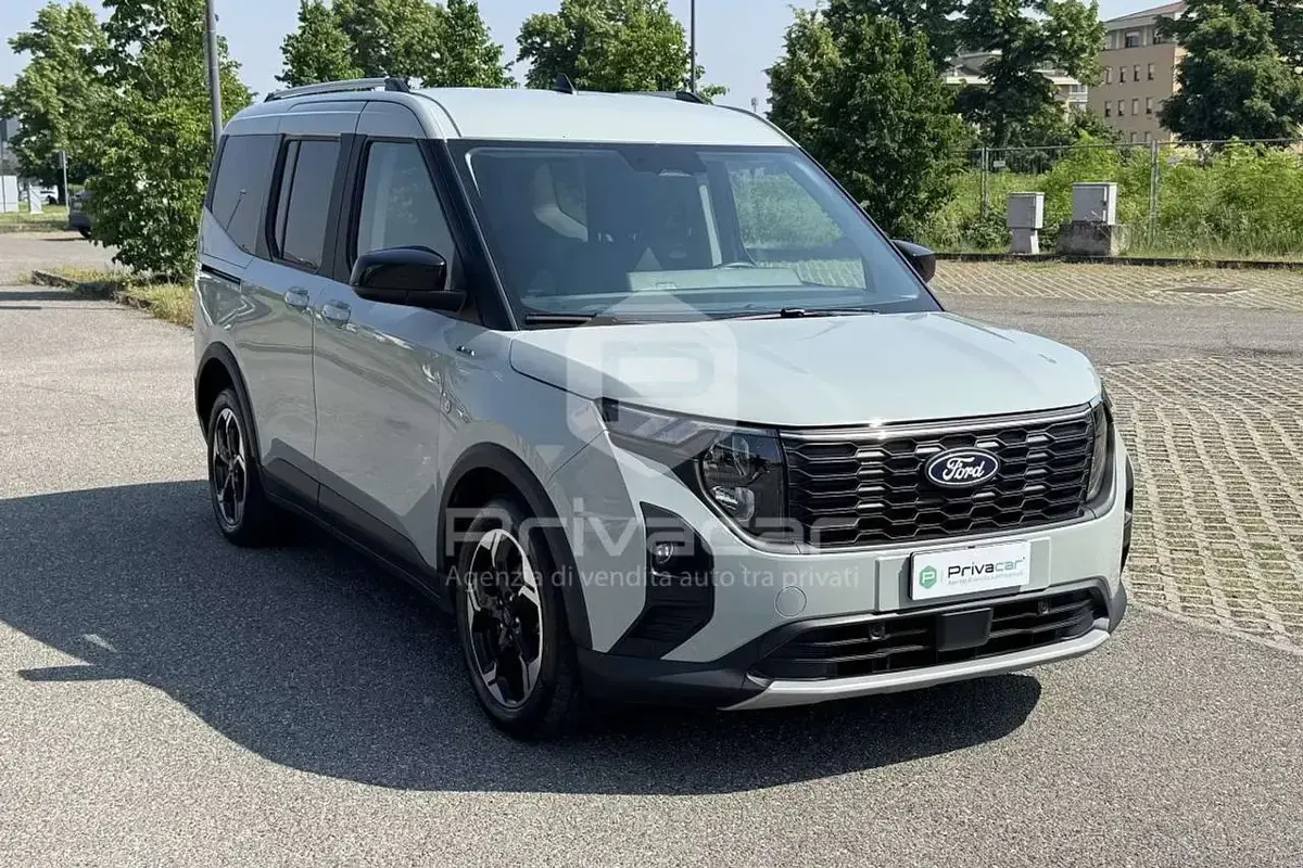 Usata Ford Tourneo Courier Active 125 CV (91 kW) 2024 Grigio Monovolume