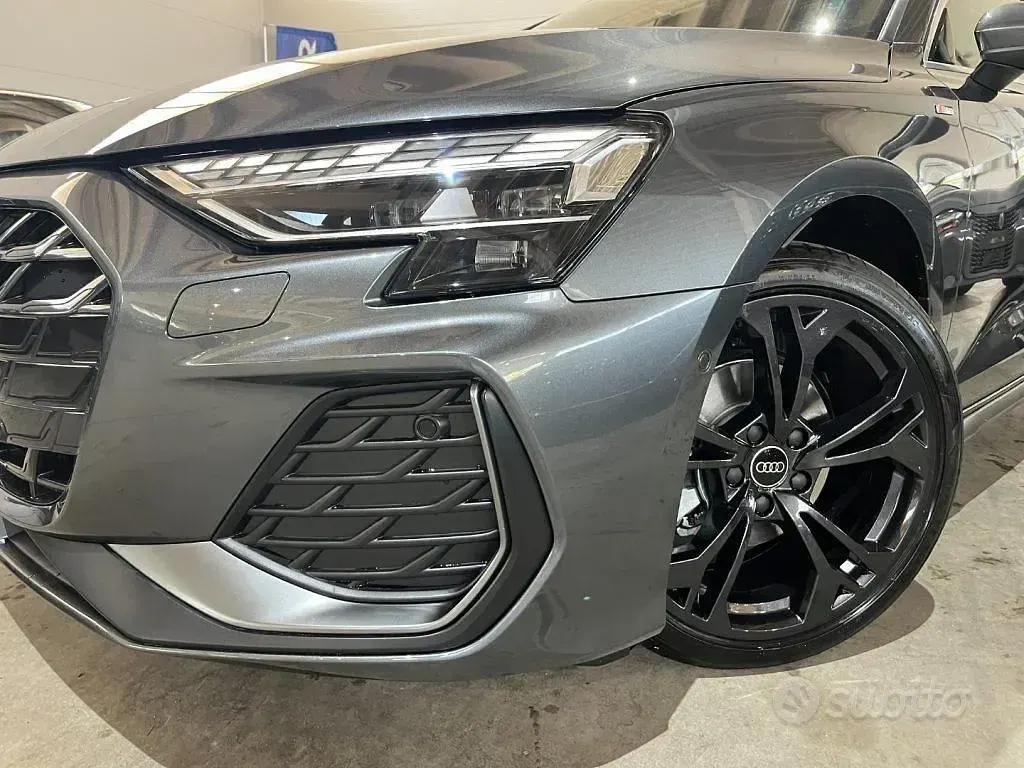 Nuova Audi A3 S-Line 150 CV (110 kW) 2026 Grigio Berlina