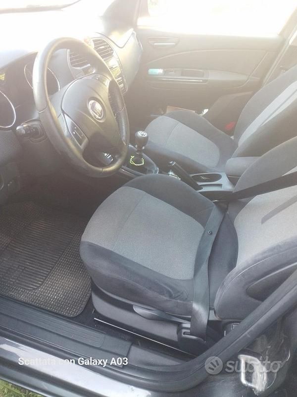 Usata Fiat Bravo 120 CV (88 kW) 2008 Grigio Utilitaria