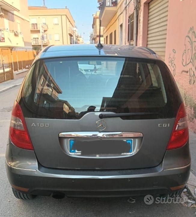 Usata Mercedes A180 Elegance 2008 Grigio Monovolume