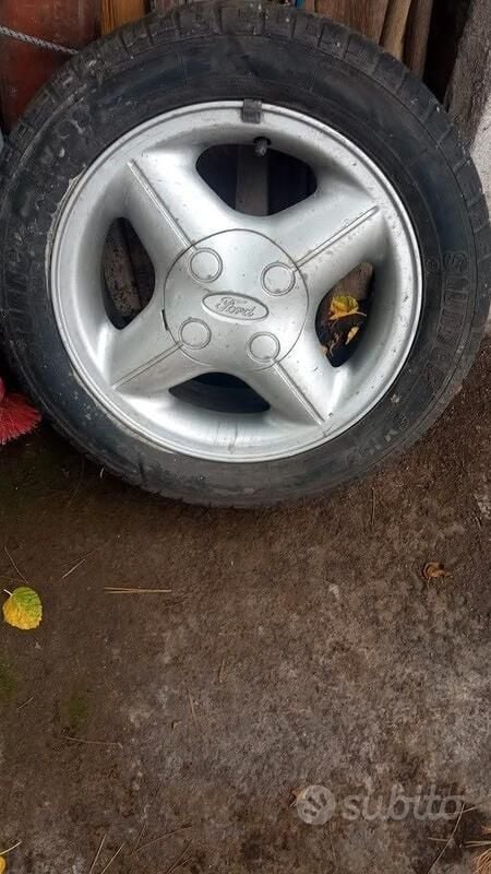 Usata Ford Fiesta 1995 Blu Utilitaria