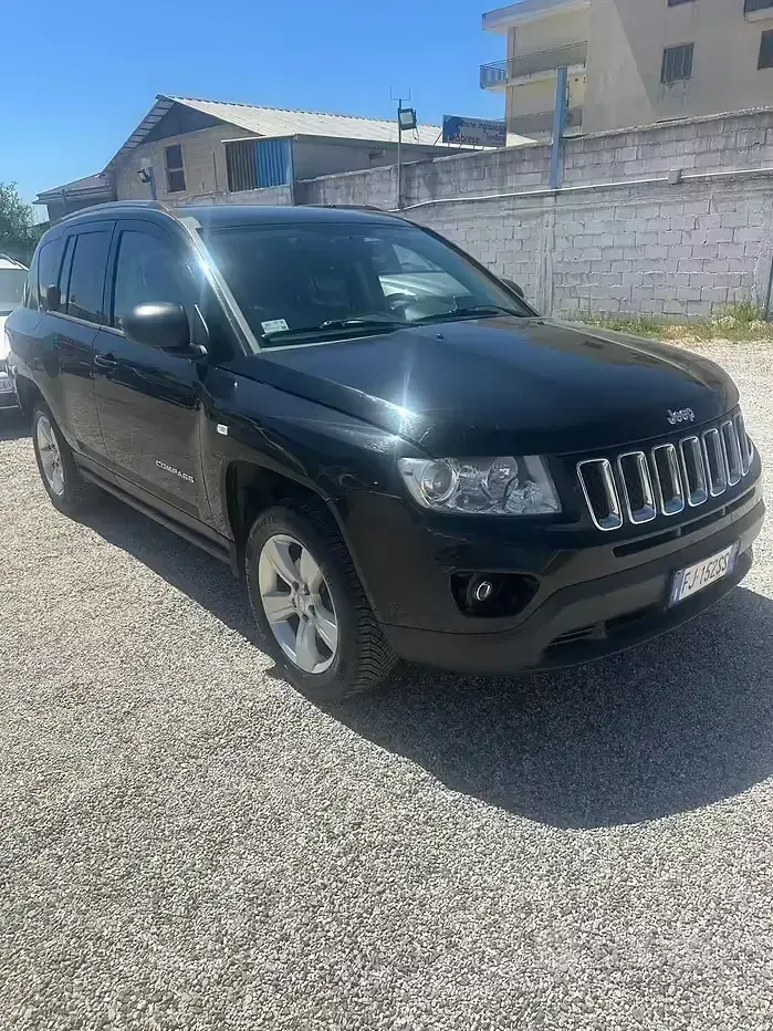 Usata Jeep Compass Limited 136 CV (100 kW) 2012 Giallo SUV