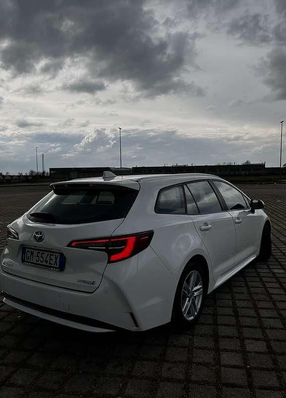 Usata Toyota Corolla Business Edition 98 CV (72 kW) 2022 Station wagon