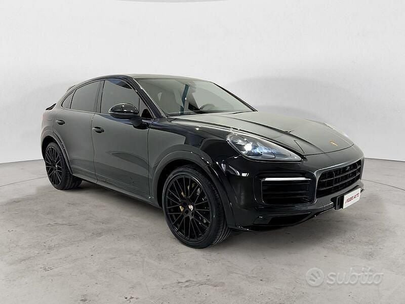 Usata Porsche Cayenne 339 CV (249 kW) 2020 Nero SUV