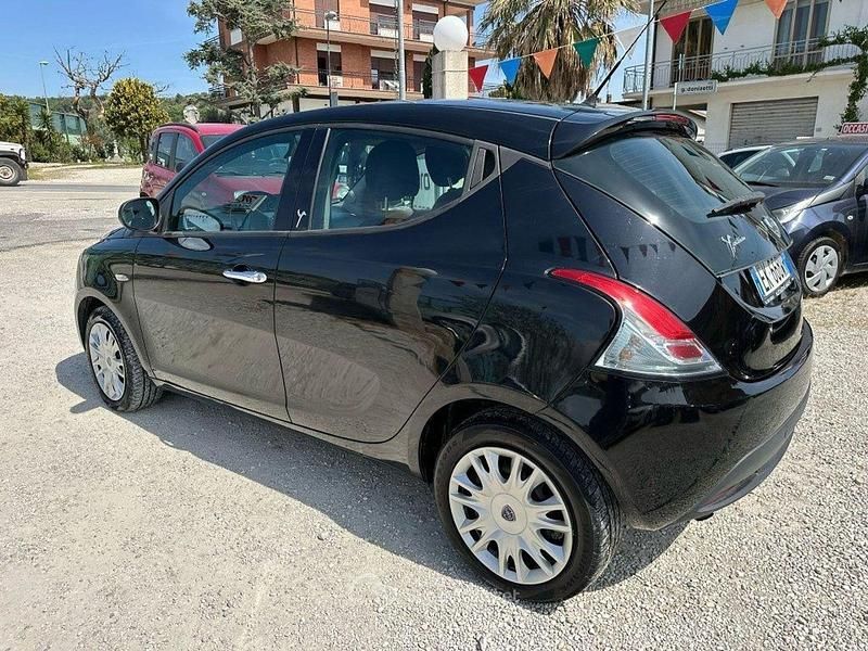 Usata Lancia Ypsilon S 95 CV (69 kW) 2011 Nero Utilitaria