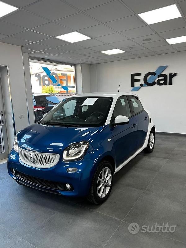 Occasion Smart ForFour Passion 71 ch (52 kW) 2015 Bleue Citadine