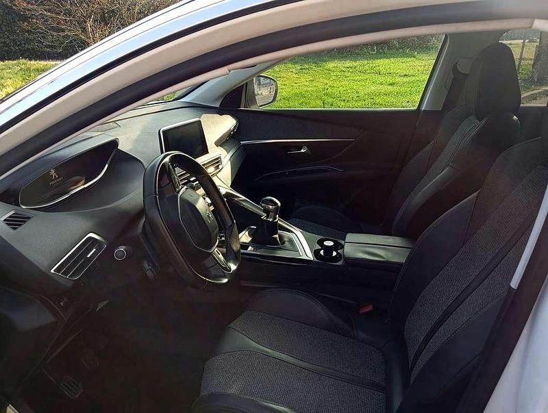 Usata Peugeot 3008 Allure 150 CV (110 kW) 2018 Bianco SUV