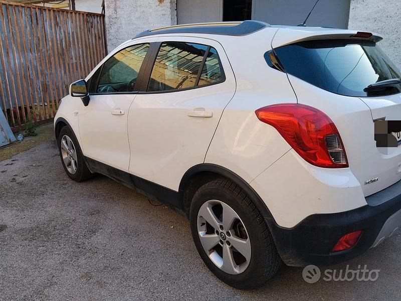 Usata Opel Mokka 115 CV (84 kW) 2016 Bianco SUV