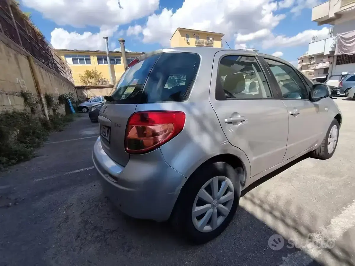 Usata Suzuki SX4 107 CV (78 kW) 2007 Station wagon