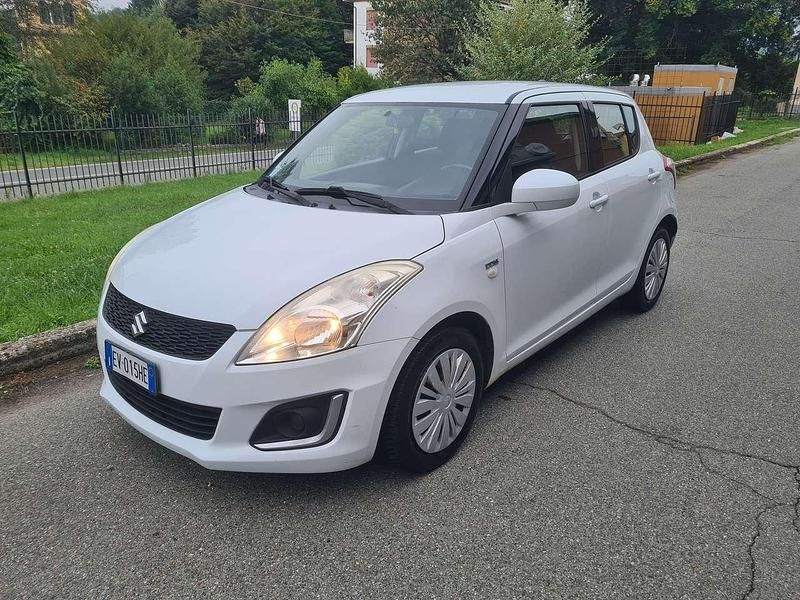Bianco Usata 2014 Suzuki Swift Due volumi | 5100 € (Ottimo prezzo) - Immagine 1/4