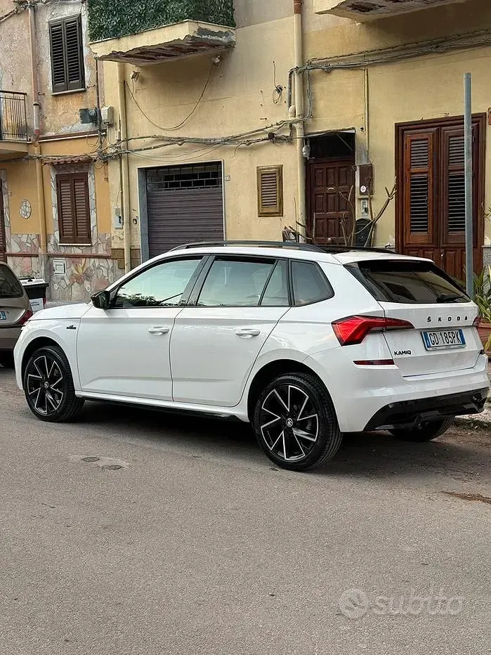 Usata Skoda Kamiq Monte Carlo 110 CV (80 kW) 2021 Bianco SUV