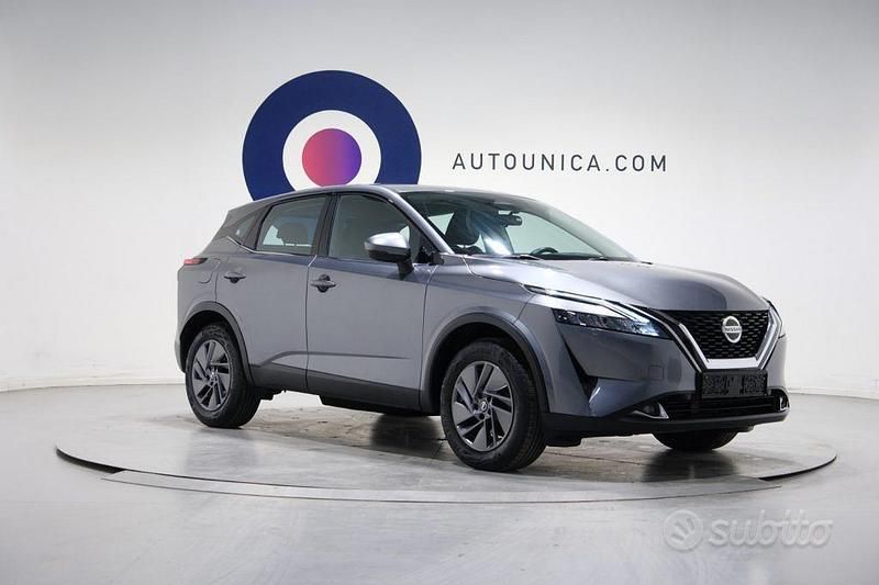 Usata Nissan Qashqai Acenta 140 CV (102 kW) 2022 Grigio SUV