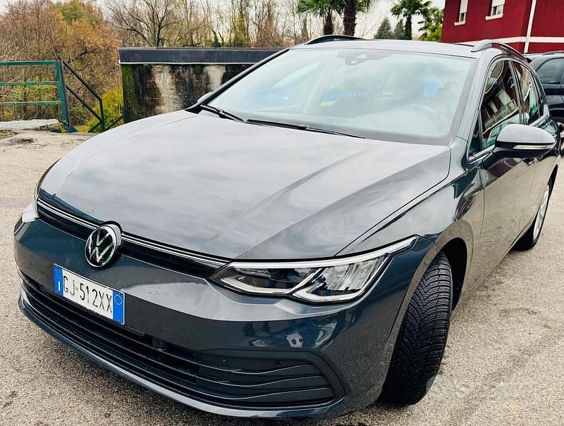 Grigio Usata 2022 VW Golf VIII Style Station wagon | 11.500 € (Super prezzo) - Immagine 1/4
