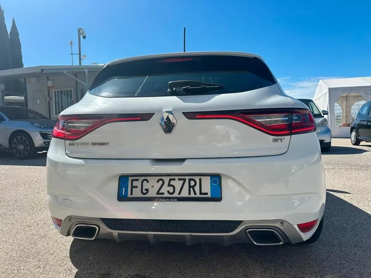 Usata Renault Mégane IV GT 165 CV (121 kW) 2017 Bianco Berlina