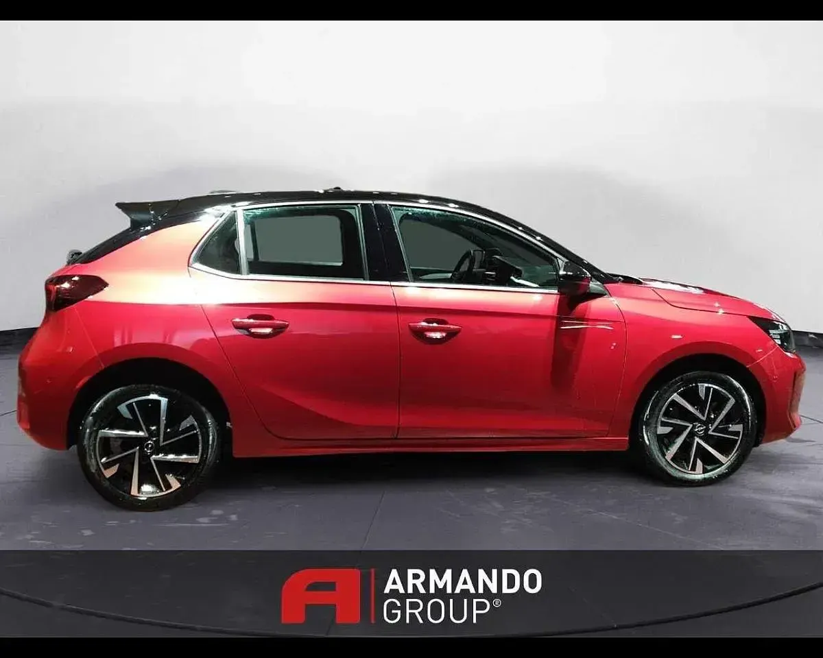 Usata Opel Corsa 110 CV (80 kW) 2025 Rosso Utilitaria