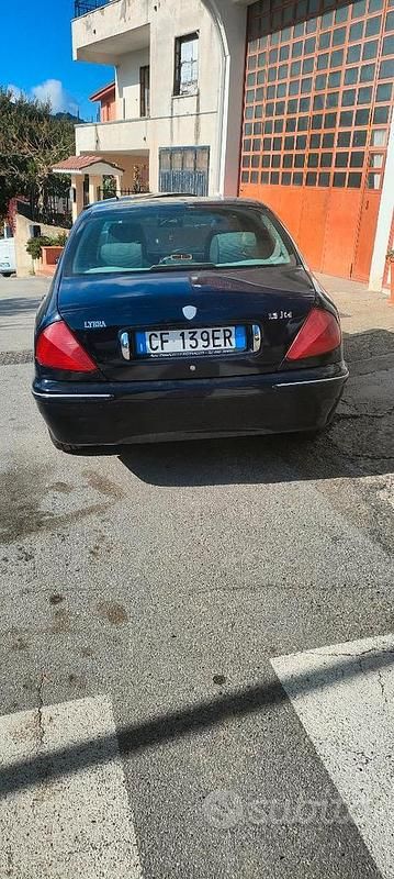 Usata Lancia Lybra 116 CV (85 kW) 2003 Berlina