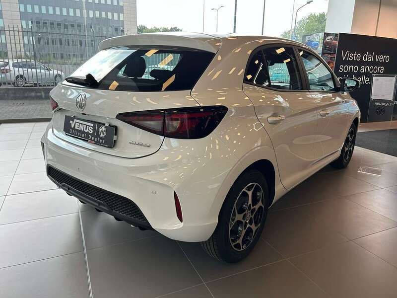 Nuova MG MG3 Comfort 116 CV (85 kW) 2025 Giallo alba Utilitaria