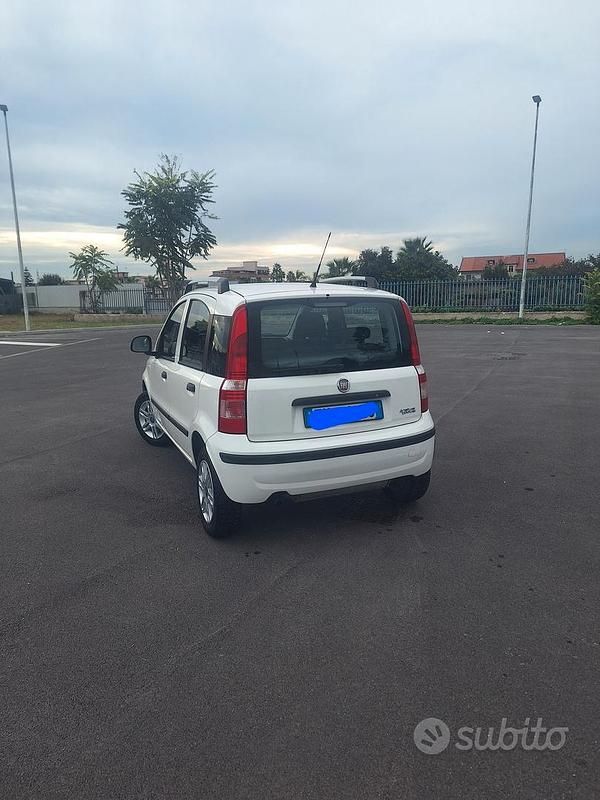 Usata Fiat Panda 77 CV (56 kW) 2012 Bianco Utilitaria