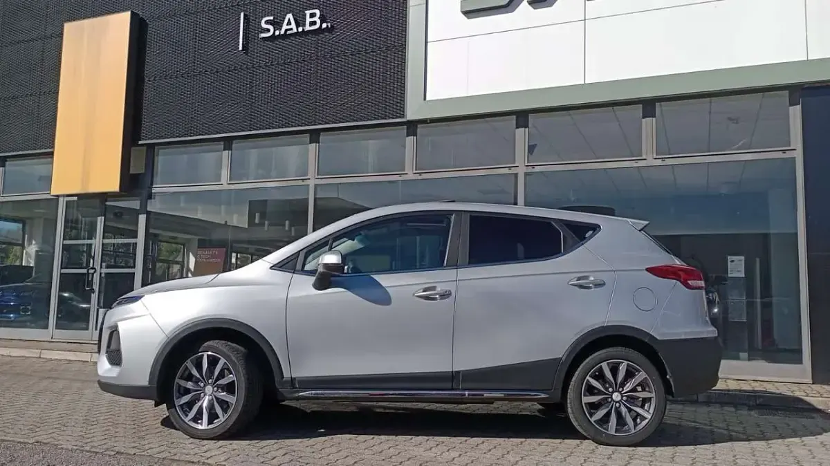 Begagnad EVO Evo 4 106 HK (77 kW) 2023 Silver SUV