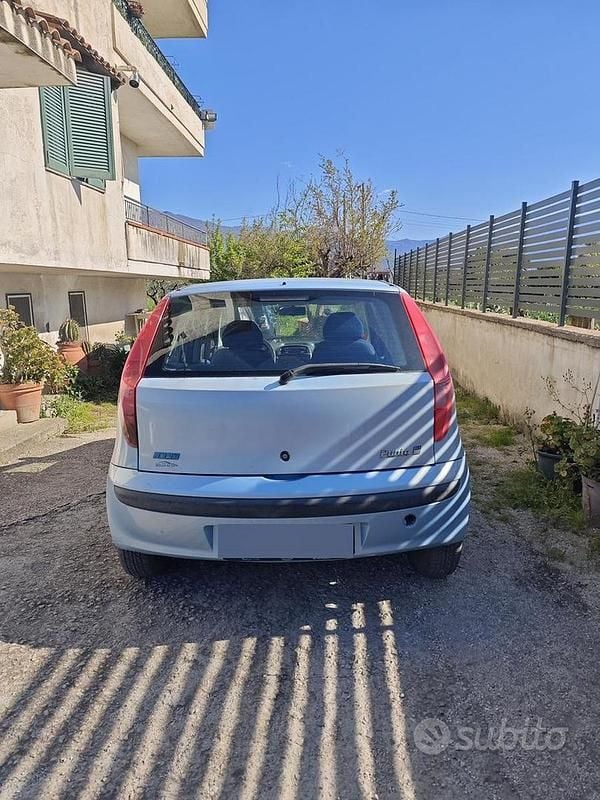 Usata Fiat Punto 2001 Utilitaria