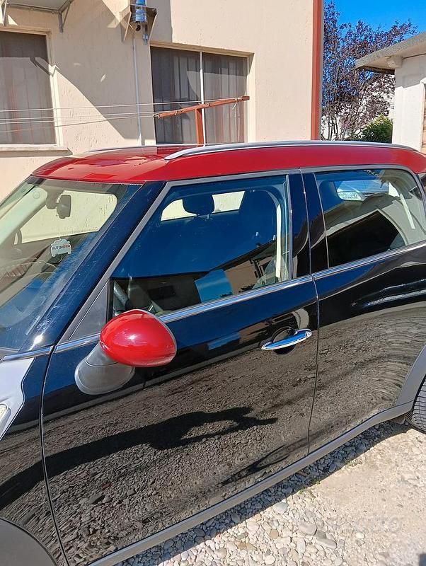 Usata Mini Countryman 111 CV (81 kW) 2014 Nero SUV