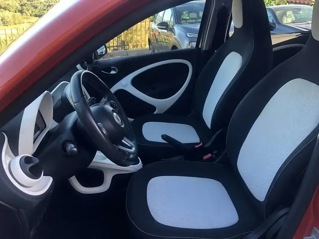 Usata Smart ForFour 90 CV (66 kW) 2016 Grigio Utilitaria