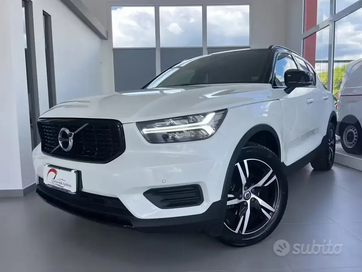 Usata Volvo XC40 R-Design 150 CV (110 kW) 2020 Bianco SUV