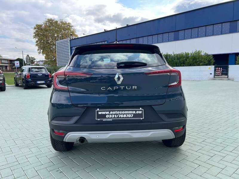 Usata Renault Captur Zen 101 CV (74 kW) 2021 Blu/azzurro SUV