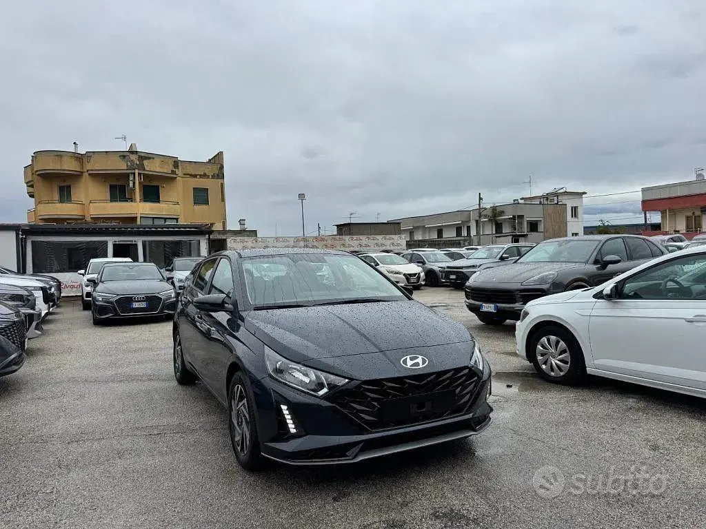 Nuova Hyundai i20 90 CV (66 kW) 2026 Grigio Utilitaria