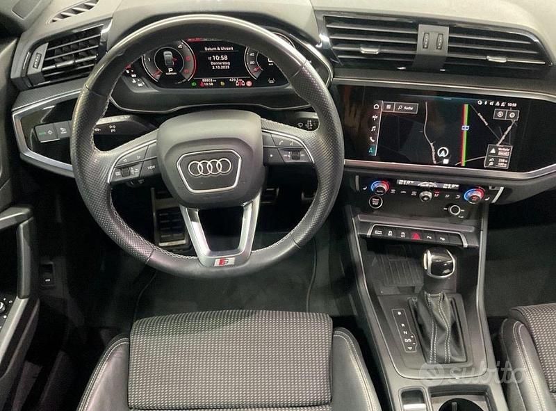 Usata Audi Q3 Sportback S-Line 149 CV (109 kW) 2023 Grigio SUV