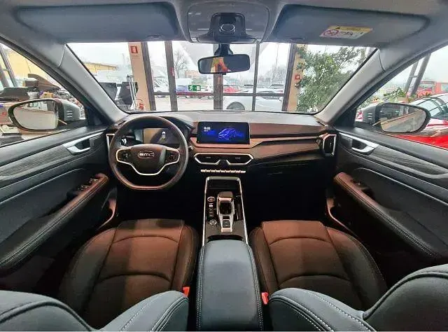 Nuova EMC SEI 146 CV (107 kW) 2025 Bianco SUV