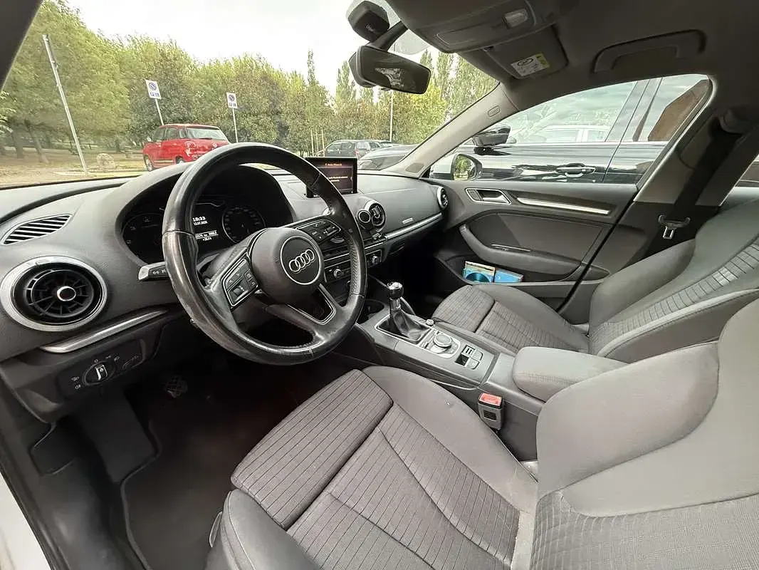 Usata Audi A3 Business 116 CV (85 kW) 2017 Berlina