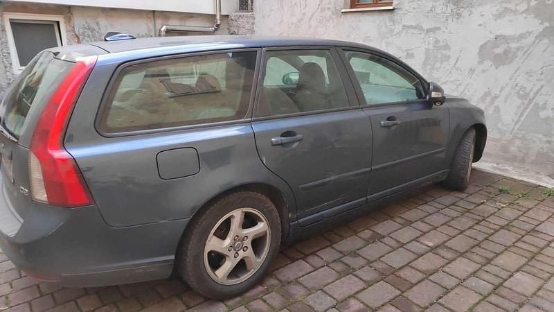 Usata Volvo V50 Plus 114 CV (83 kW) 2011 Blu/azzurro Station wagon