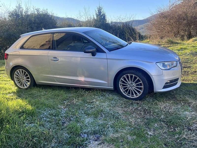 Usata Audi A3 Ambition 105 CV (77 kW) 2013 Berlina